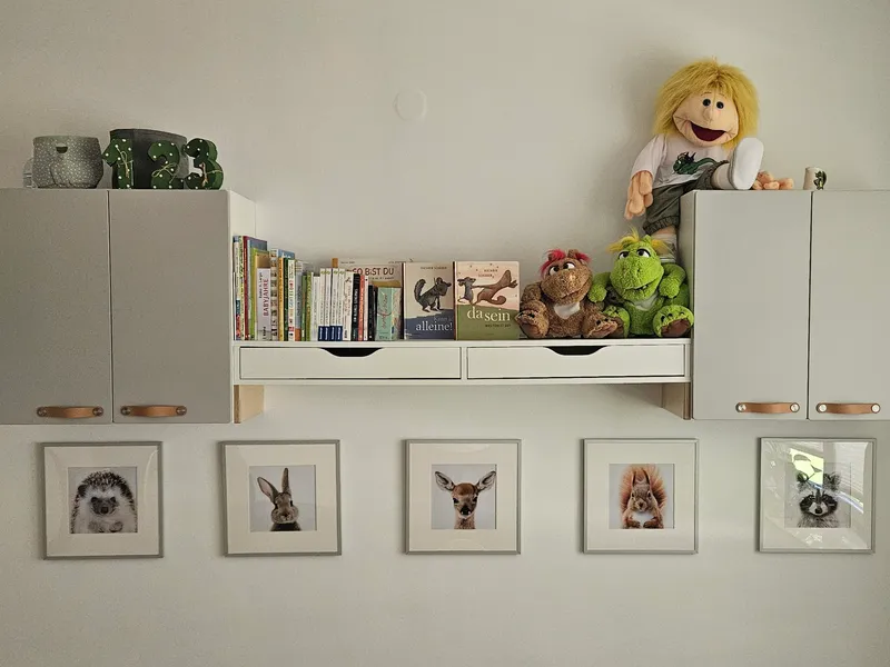 Tägliche Outdoor-Aktivitäten im großen Garten für frische Luft und Bewegung